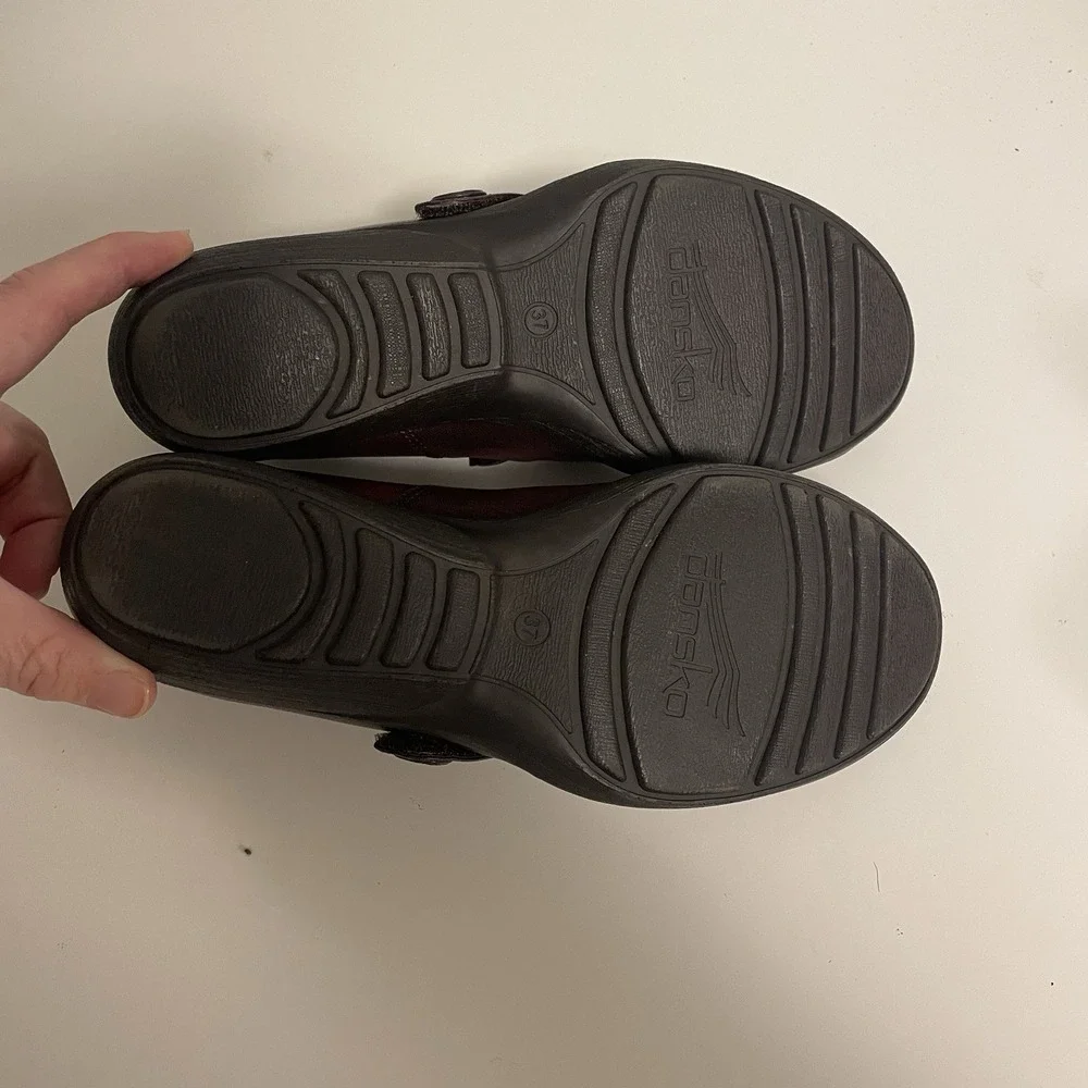 Dansko Leather Wedge Slip-ons Ruched Aimee Wine Brush Off 37‎ Nursing Shoes